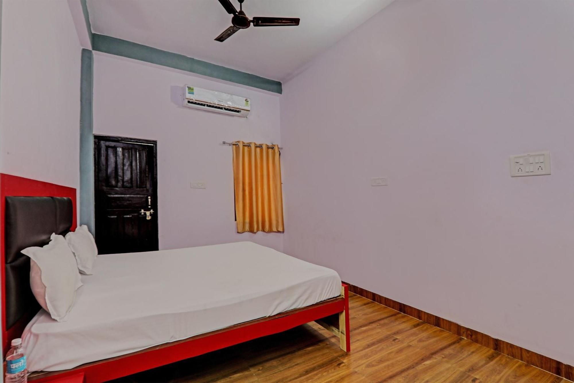 Oyo Hotel Crown 勒克瑙 外观 照片