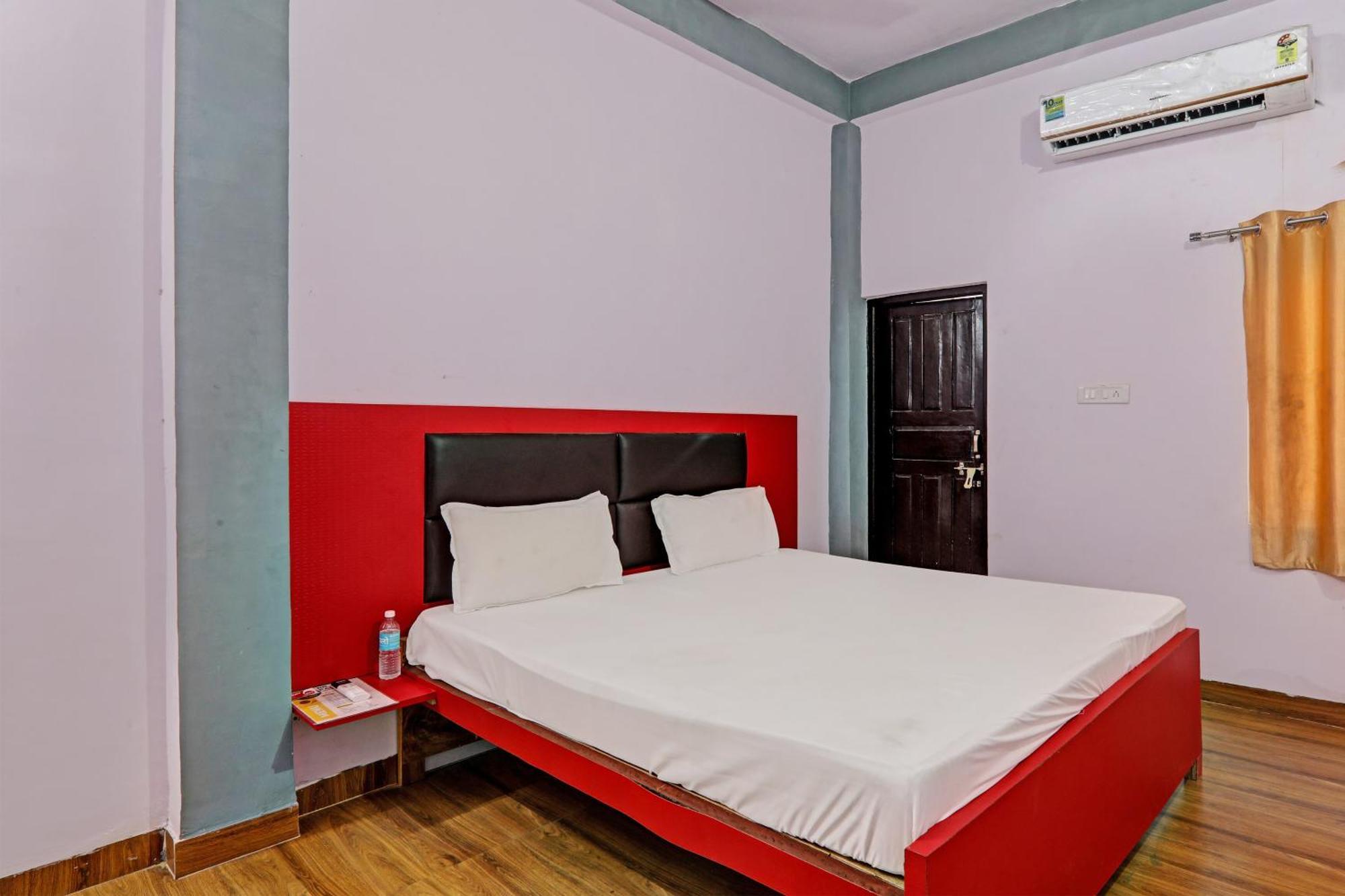 Oyo Hotel Crown 勒克瑙 外观 照片